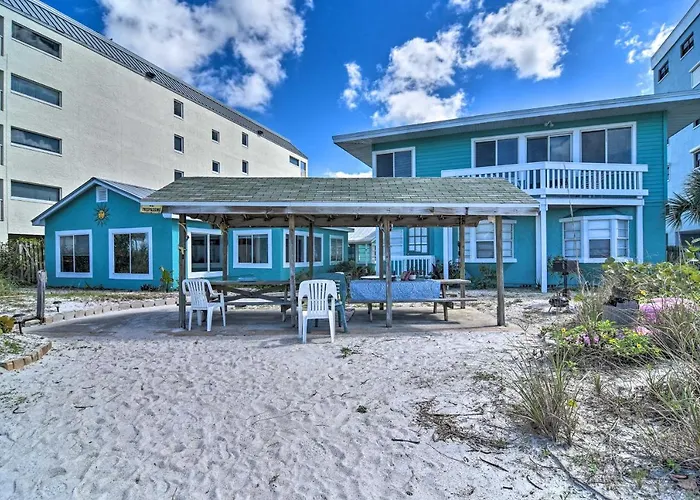 Sun-soaked Coastal Hideaway - Steps To Beach! *